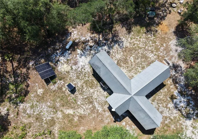 Photo 3 of Manufactured home for sale at 375 Buck Springs Rd, Palatka, FL 32177 | MLS# OM729436 | Listing updated on 2026-07-30