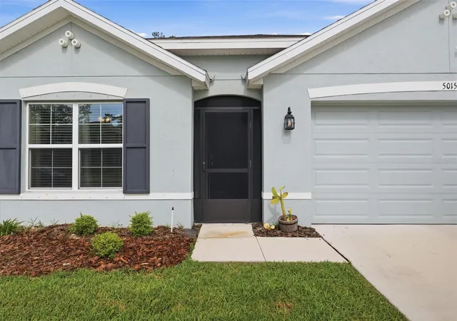 Photo 3 of Single family home for sale at 5015 Cadiz Ct, Brooksville, FL 34604 | MLS# W7888088 | Listing updated on 2026-08-14