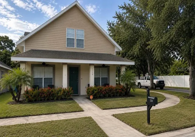 2nd image of 2328 Pleasure Run Dr, Ruskin, FL 33570 | MLS# TB8533952
