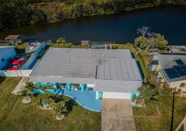 Photo 3 of Single family home for sale at 3627 Grayton Dr, New Port Richey, FL 34652 | MLS# TB8533957 | Listing updated on 2026-09-15