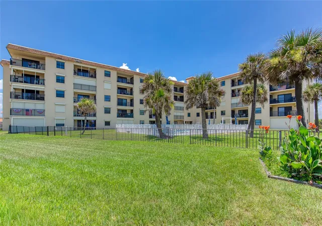Listing Photo 1 - Condo for sale in building located at 2290 Ocean Shore Blvd, Ormond Beach, FL 32176 - Unit #2070