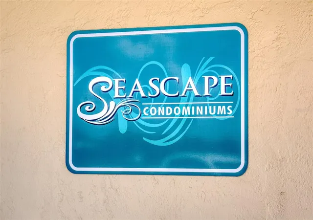 Listing Photo 2 - Condo for sale in building located at 2290 Ocean Shore Blvd, Ormond Beach, FL 32176 - Unit #2070