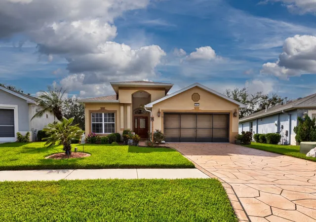 Photo 2 of Sale Pending at 5615 Celebration Way, Leesburg, FL 34748 | MLS# G5115719 | Listing updated on 2026-09-06