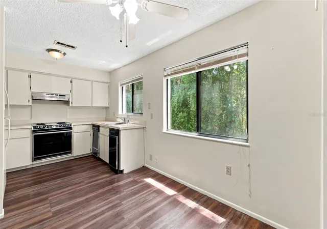 Photo 3 of Condo for sale at 8013 Picketts Ct #1, Weeki Wachee, FL 34613 | MLS# TB8533975 | Listing updated on 2026-09-12
