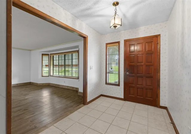 3rd image of 521 Fernwood Dr, Altamonte Springs, FL 32701 | MLS# O6429232