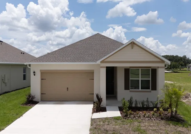 Single family home for sale at 144 Flag Lilly Ln, UMATILLA, FL 32784 | MLS# O6429235