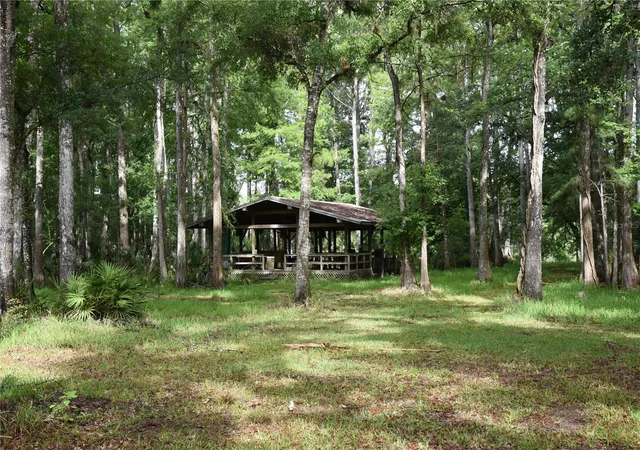 Photo 4 of Single family home for sale at 8650 NW 136th Avenue, Chiefland, FL 32626 | MLS# OM729452 | Listing updated on 2026-07-30