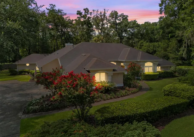 3rd image of 9227 Sw 43Rd Ln, Gainesville, FL 32608 | MLS# GC542322