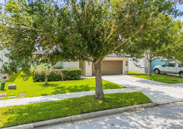 Photo 3 of Single family home for sale at 550 Aeolian Dr, New Smyrna Beach, FL 32168 | MLS# NS1088867 | Listing updated on 2026-09-14