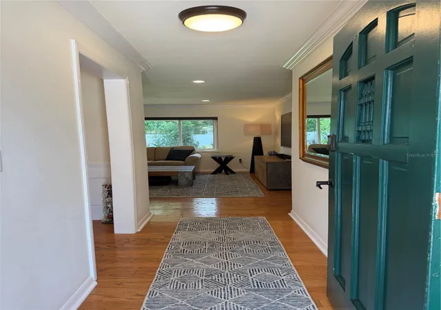 3rd image of 810 Sweetbriar Rd, Orlando, FL 32806 | MLS# O6429247