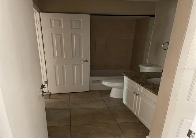 2nd image of 4512 Commander Dr, ORLANDO, FL 32822