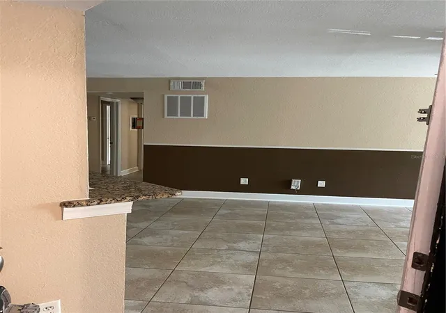 3rd image of 4512 Commander Dr #1725, Orlando, FL 32822 | MLS# O6429248