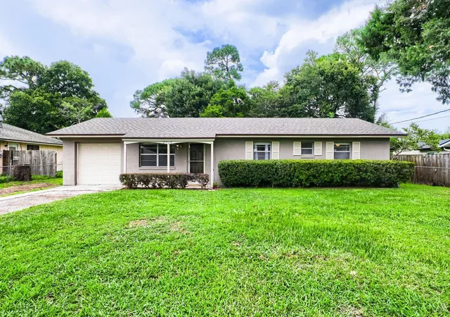 Photo 1 of Single family home for sale at 2715 Ramsey Dr, Apopka, FL 32703 | MLS# O6429252 | Listing updated on 2026-09-28