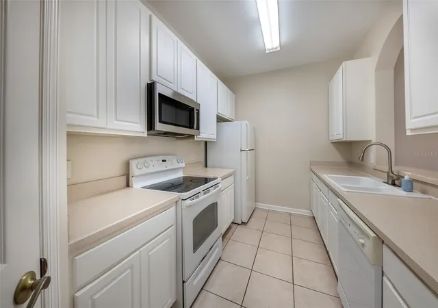 4th image of 588 Brantley Ter Wy, Altamonte Springs, FL 32714