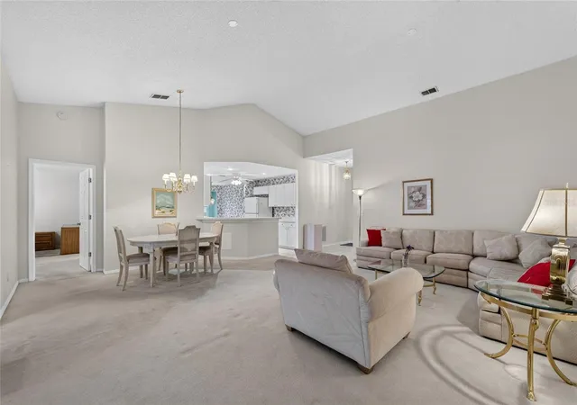 Listing Photo 5 - Condo for sale in building located at 1023 Mcdaniel St, SUN CITY CENTER, FL 33573 - Unit #139