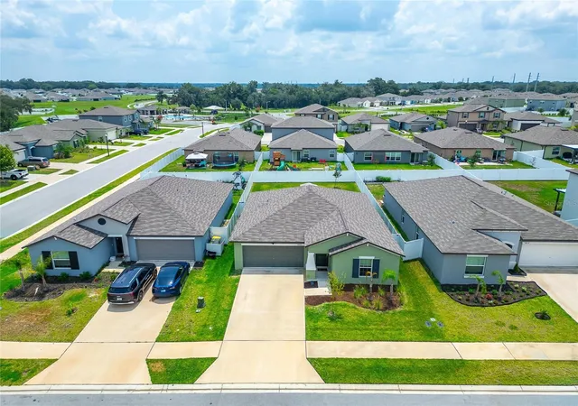 Photo 4 of Single family home for sale at 4450 Cozy Condor Ct, Bartow, FL 33830 | MLS# TB8534015 | Listing updated on 2026-09-28