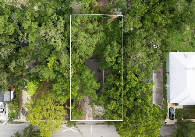 43rd image of 1468 19th St, Sarasota, FL 34234 | MLS# A4701495