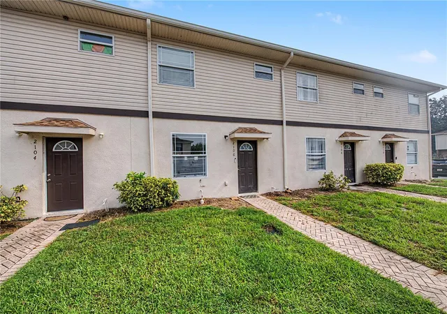 Photo 1 of Townhouse for sale at 2106 Pine Chace Ct, Tampa, FL 33613 | MLS# TB8534029 | Listing updated on 2026-09-24