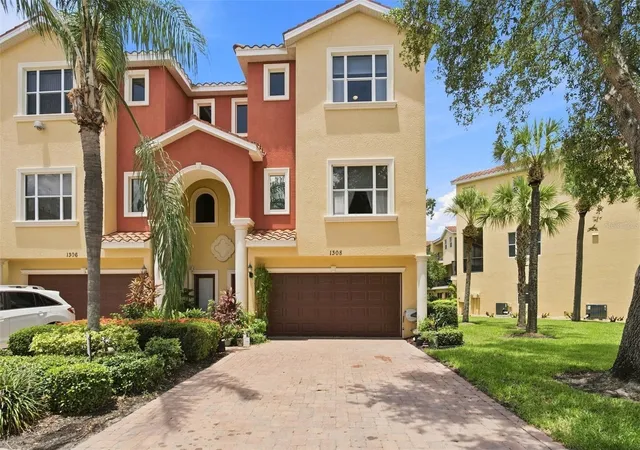 2nd image of 1308 3rd Street Cir E, Palmetto, FL 34221 | MLS# A4701497