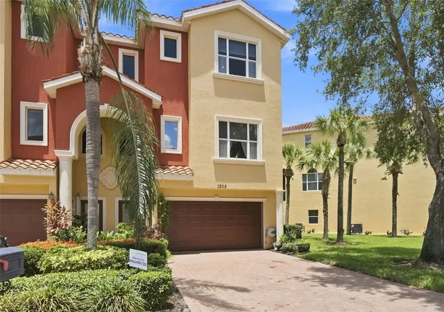 3rd image of 1308 3Rd Street Cir E, Palmetto, FL 34221 | MLS# A4701497