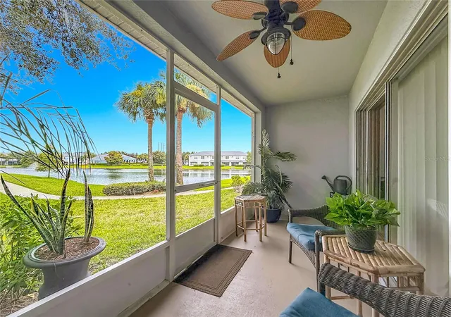 Listing Photo 4 - Condo for sale in building located at 9379 Flowering Cottonwood Rd, ORLANDO, FL 32832 - Unit #28