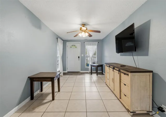 Photo 2 of Single family home for sale at 1171 Highland Ct N, Saint Petersburg, FL 33701 | MLS# TB8534040 | Listing updated on 2026-08-08