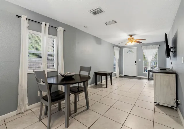 Photo 4 of Single family home for sale at 1171 Highland Ct N, Saint Petersburg, FL 33701 | MLS# TB8534040 | Listing updated on 2026-08-08