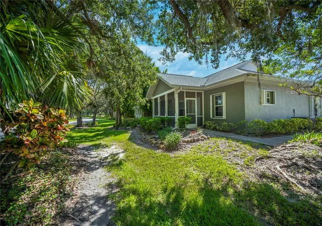Photo 2 of House for sale at 1253 Red Oak Ln, Port Charlotte, FL 33948 | MLS# C7528987 | Listing updated on 2026-08-23
