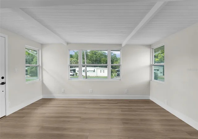 2nd image of 205 Palo Verde Dr, Leesburg, FL 34748 | MLS# G5115732