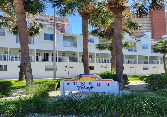 Photo 3 of Condo for sale at 17960 Gulf Blvd #101, Redington Shores, FL 33708 | MLS# TB8534048 | Listing updated on 2026-09-02