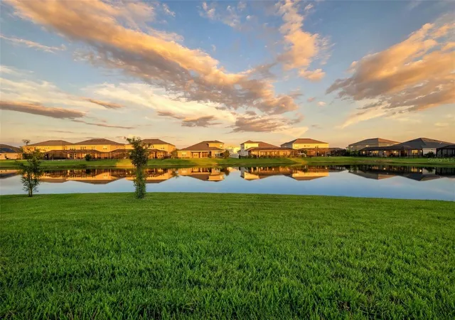 4th image of 7228 Bradbury Cir, Wesley Chapel, FL 33545 | MLS# TB8534049