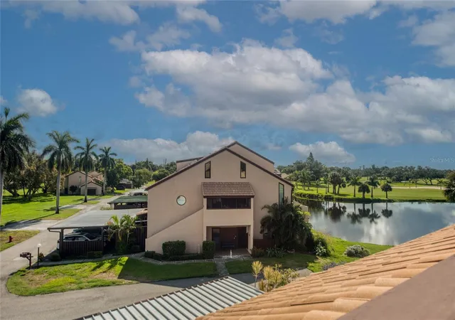 Photo 1 of Condo for sale at 1328 Pelican Crk Xing #D, Saint Petersburg, FL 33707 | MLS# TB8534052 | Listing updated on 2026-08-28