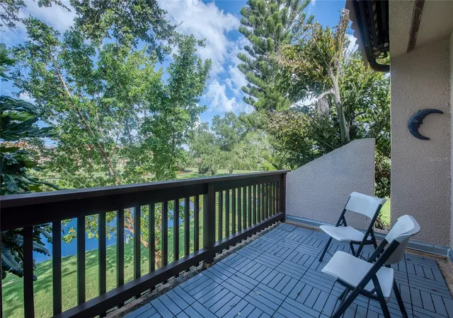Photo 4 of Condo for sale at 1328 Pelican Crk Xing #D, Saint Petersburg, FL 33707 | MLS# TB8534052 | Listing updated on 2026-10-12