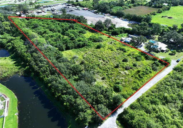 2nd image of 10th Ave Se, Ruskin, FL 33570 | MLS# TB8534054