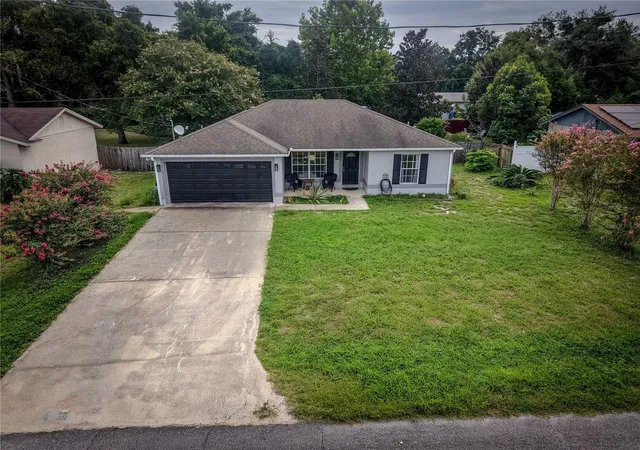 Photo 3 of Sale Pending at 253 Williams Ave, Orange City, FL 32763 | MLS# O6429289 | Listing updated on 2026-09-23