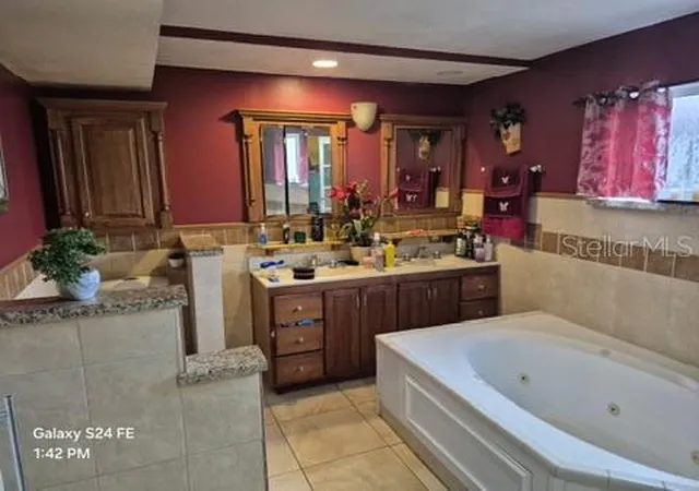 3rd image of 6121 Holiday Hill Ln, Orlando, FL 32808 | MLS# O6429291