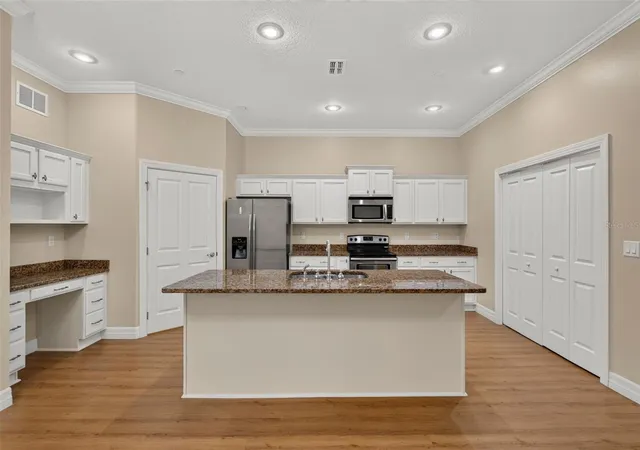 3rd image of 7980 Southern Pines Dr, Brooksville, FL 34601 | MLS# TB8534064