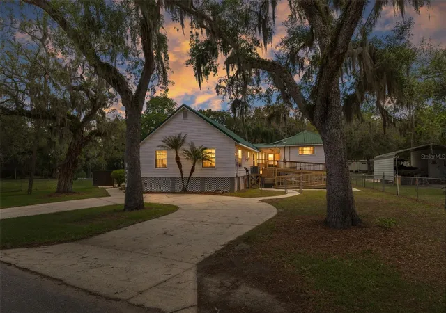 2nd image of 5447 S Boulevard Dr, Homosassa, FL 34448 | MLS# OM729463