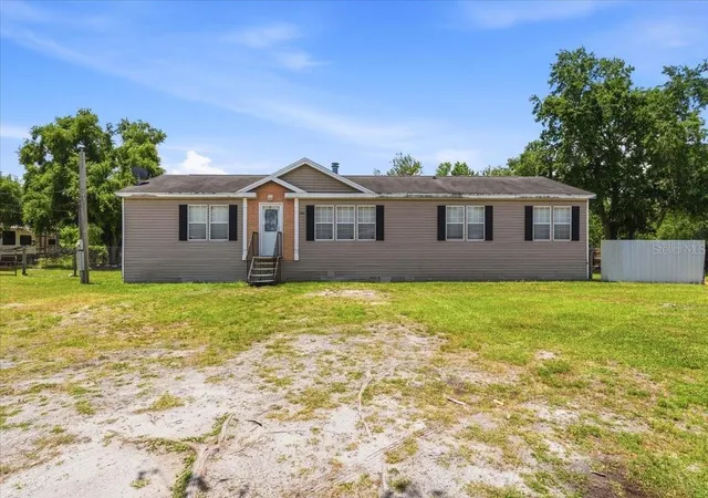 1st image of 10724 Pathfinder Trl, Lakeland, FL 33809 | MLS# L4963906