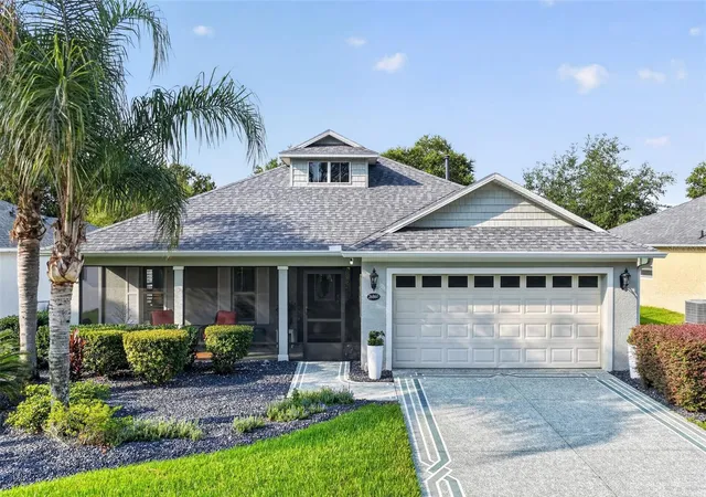Photo 1 of Single family home for sale at 26860 White Plains Way, Leesburg, FL 34748 | MLS# OM729468 | Listing updated on 2026-08-15