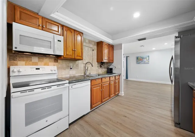 Photo 3 of Single family home for sale at 4115 55th Avenue Dr E, Bradenton, FL 34203 | MLS# TB8534093 | Listing updated on 2026-09-04