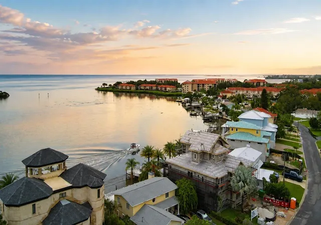 1st image of 212 Driftwood Pl, Palm Harbor, FL 34683 | MLS# TB8534105