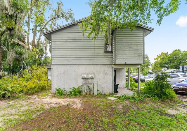 Photo 3 of Single family home for sale at 803 SW 2nd Terrace, Gainesville, FL 32601 | MLS# GC542340 | Listing updated on 2026-07-30