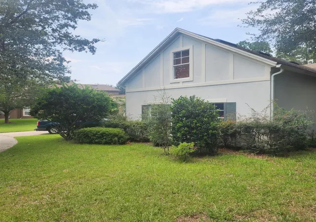 image of 523 Ridgeway Blvd, Deland, FL 32724 | MLS# R4911731