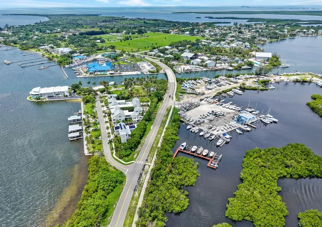 69th image of 1014 34th Dr W, Palmetto, FL 34221 | MLS# A4701511