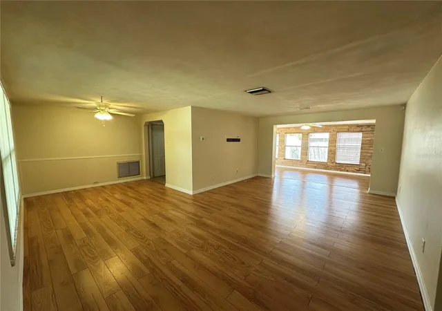 Photo 3 of Single family home for sale at 3313 Briar Cliff Dr, Holiday, FL 34691 | MLS# TB8534129 | Listing updated on 2026-08-30