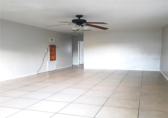 Photo 3 of Single family home for sale at 2010 Pine Ave, Haines City, FL 33844 | MLS# L4963911 | Listing updated on 2026-08-14
