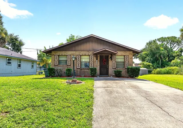 Photo 1 of Single family home for sale at 1809 Strickland Ave, Sanford, FL 32771 | MLS# O6429359 | Listing updated on 2026-09-18