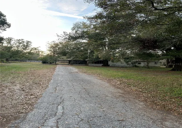2nd image of 3633 Apfel Rd, Wesley Chapel, FL 33543 | MLS# TB8534146