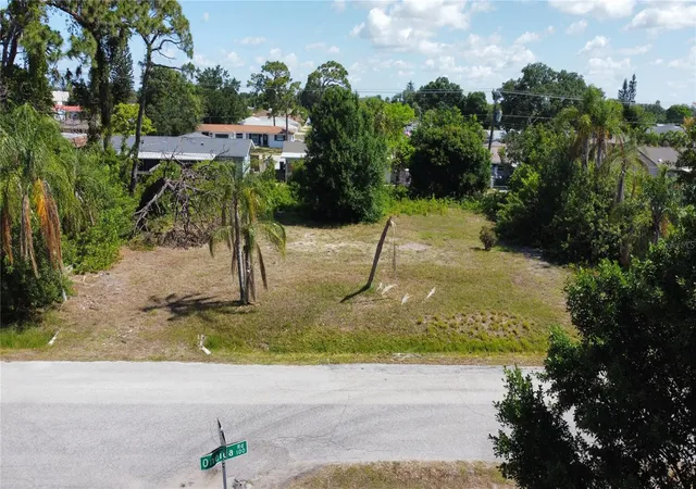 Photo 4 of Land for sale at 0 Oneida Rd, Venice, FL 34293 | MLS# A4701516 | Listing updated on 2026-08-12